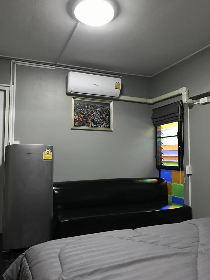 Add Home Hostel Vipavadee 42 Банкок Екстериор снимка
