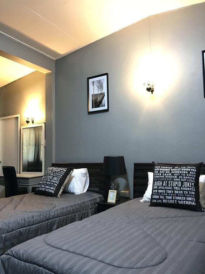 Add Home Hostel Vipavadee 42 Банкок Екстериор снимка