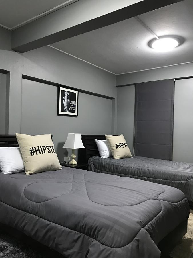 Add Home Hostel Vipavadee 42 Банкок Екстериор снимка