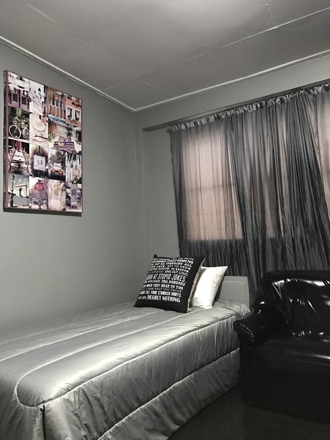 Add Home Hostel Vipavadee 42 Банкок Екстериор снимка